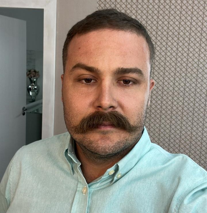 Foto Secretário